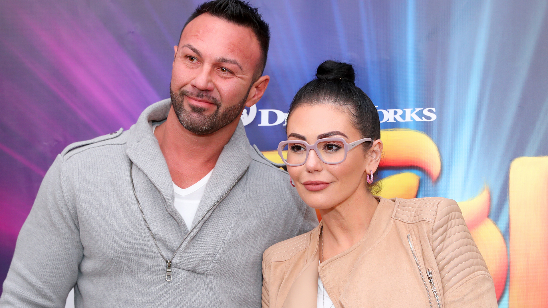 Jenni 'JWoww' Farley Accuses Ex Roger Mathews Of Abuse In Explosive(02)