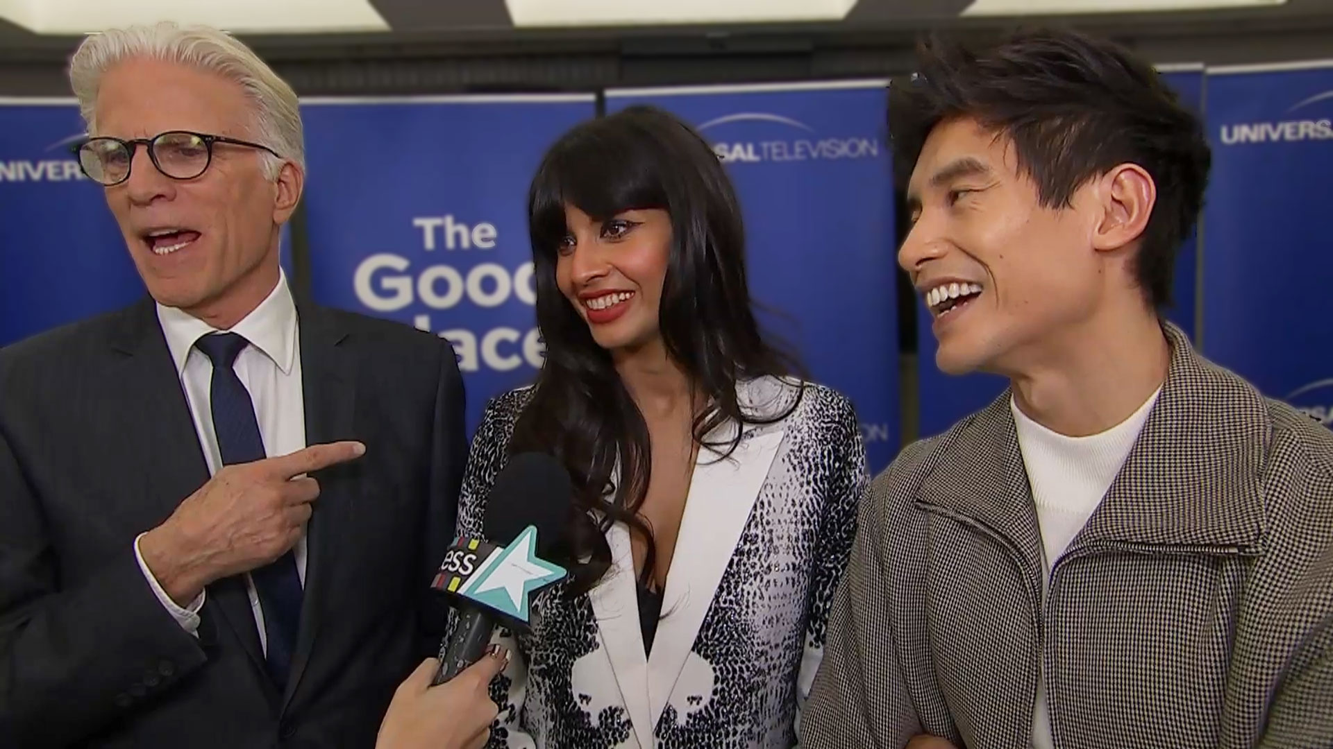 jameela-jamil-shares-ted-danson-s-great-forking-advice-after-the-good