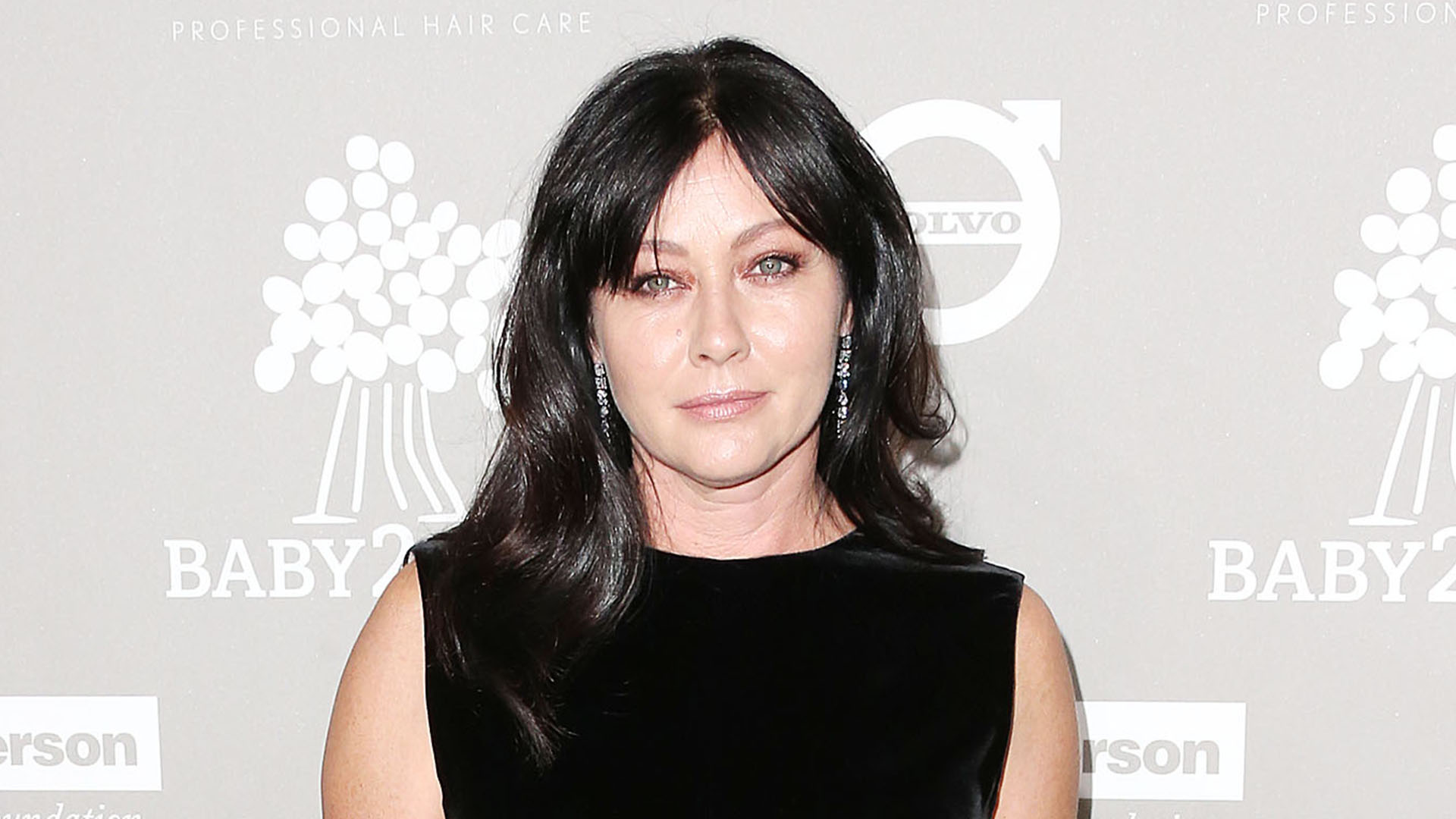 Shannen Doherty Tearfully Shares Stage 4 Cancer Diagnosis: 'I’m Petrified'