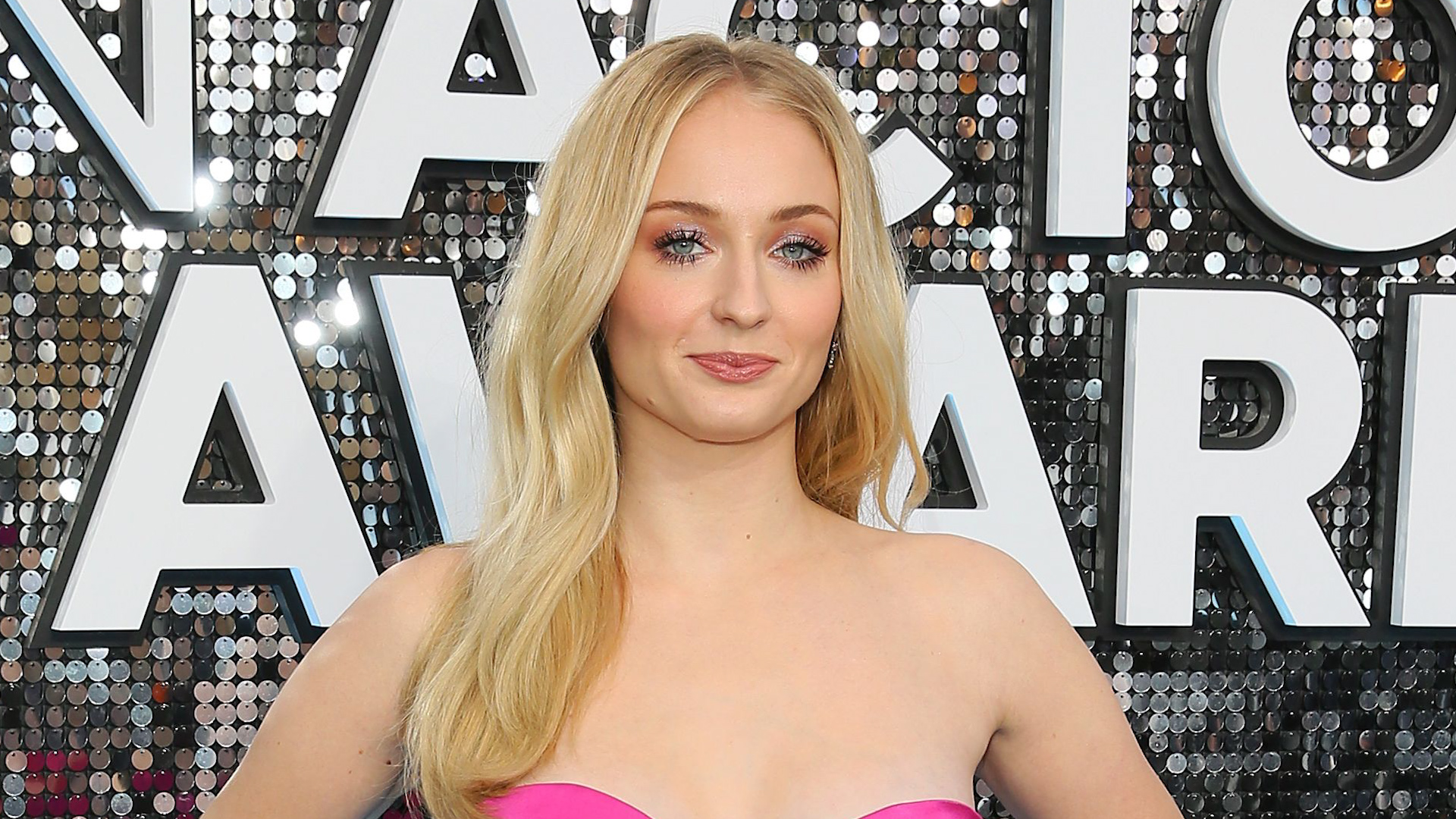Sophie Turner Claps Back At Fan Who Questioned Black Lives Matter