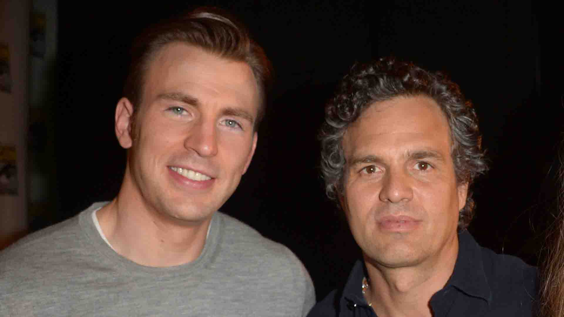 Mark Ruffalo Reacts To Chris Evans’ Alleged Leaked NSFW Photo Access(02)