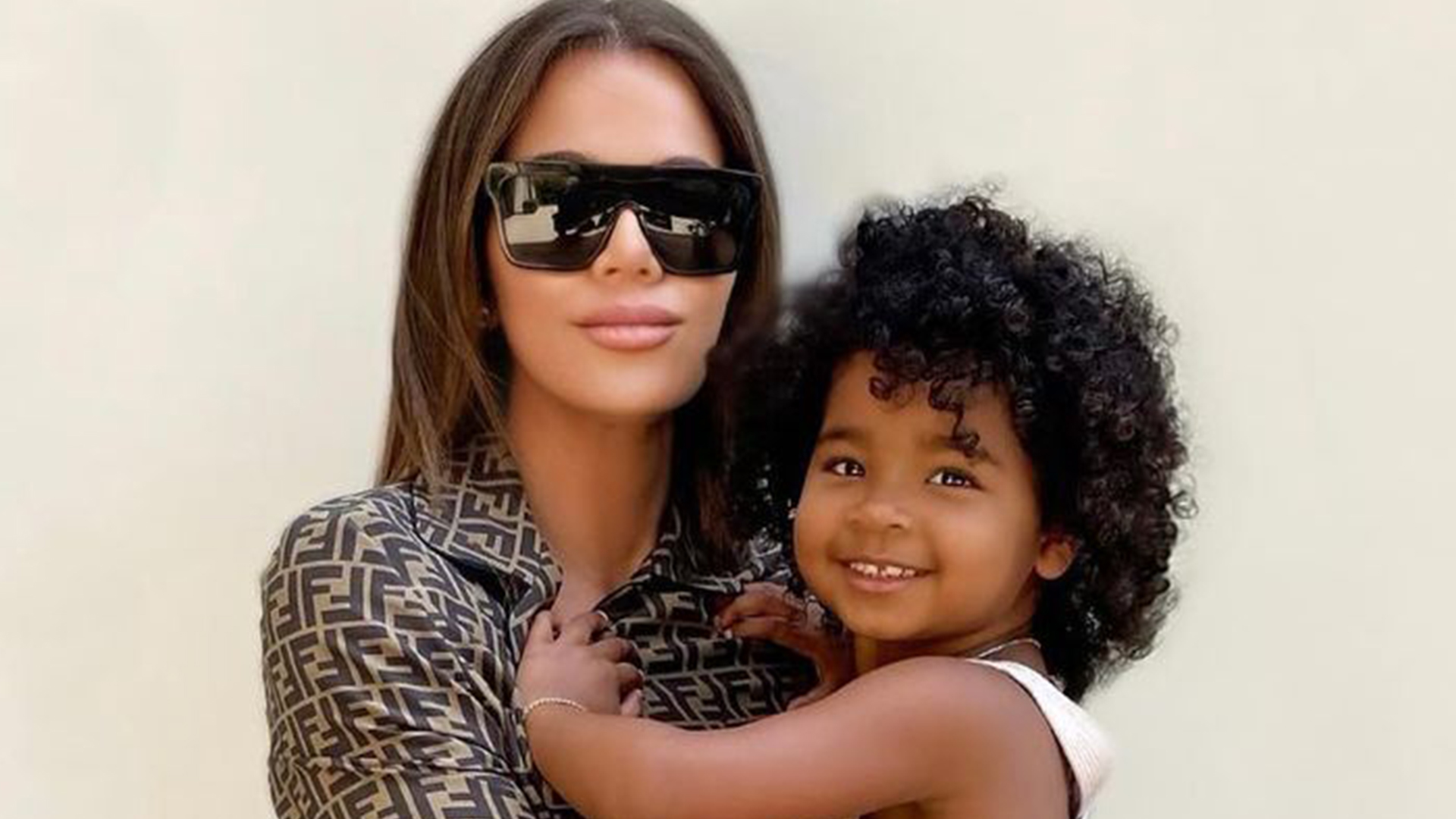 Khloe Kardashian Says Parents Who Don’t Talk To Their Kids About Race Are Setting Them Up ‘For Failure’ Khloe Kardashian Says Parents Who Don’t Talk To Their Kids About Race Are Setting Them Up ‘For Failure’