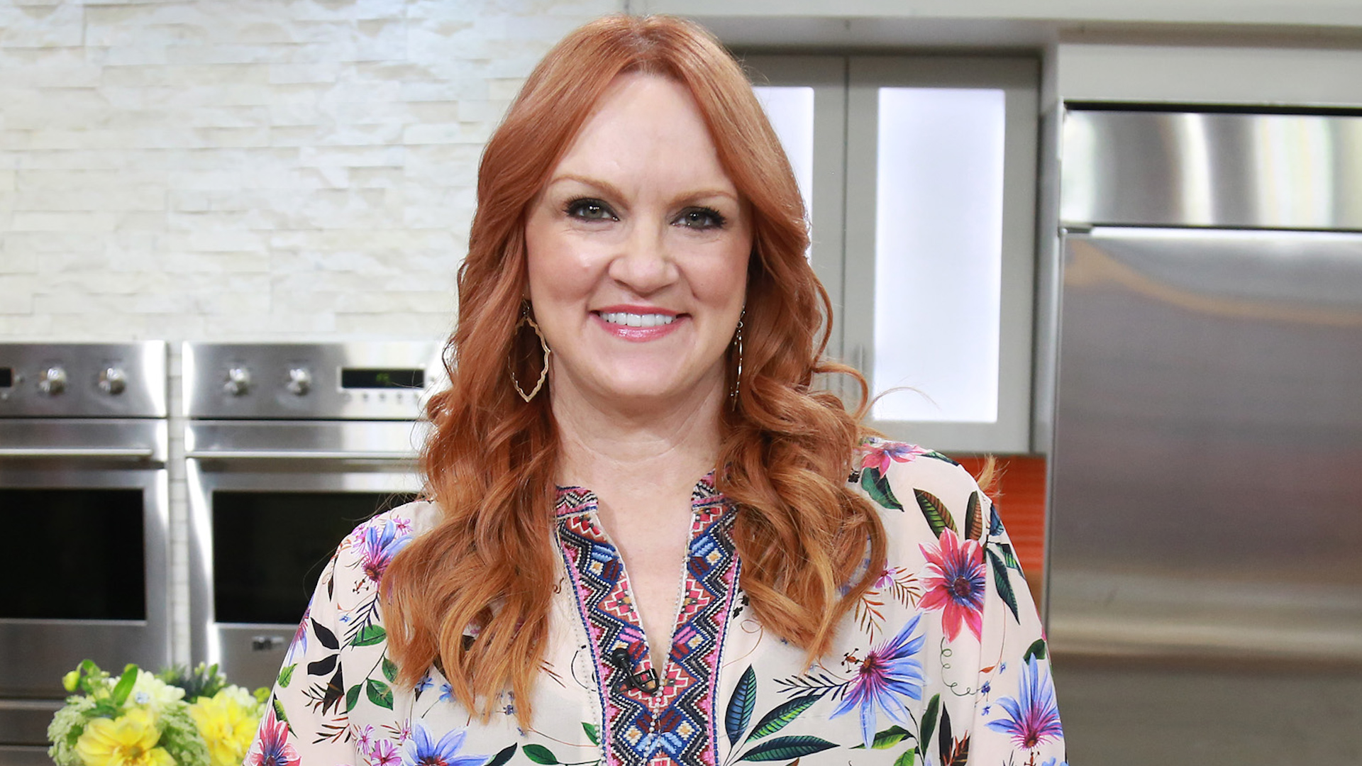 Ree Drummond Will Make Acting Debut in 'Candy Coated Christmas' | Access