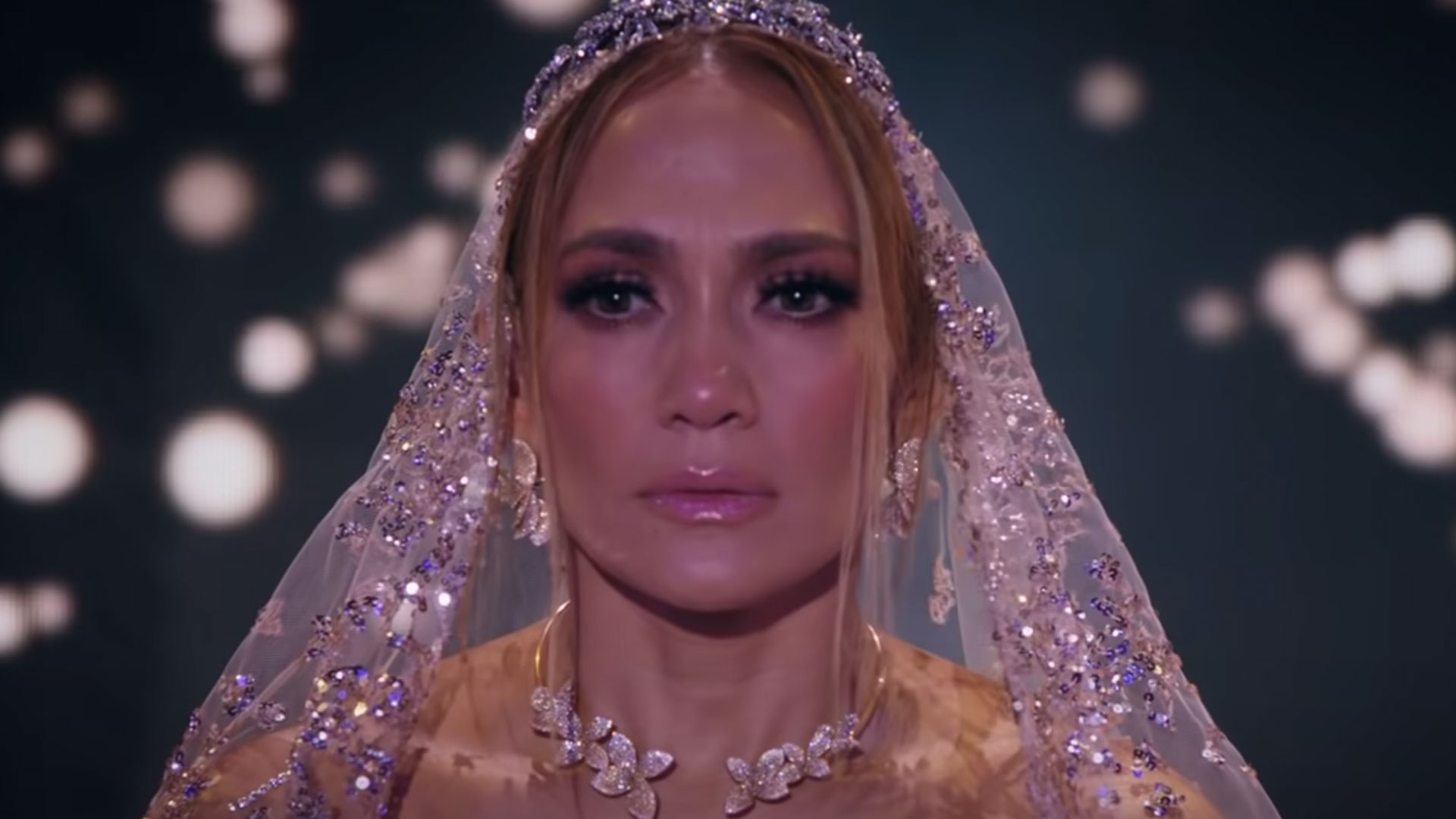 Встречный 2022. Jennifer Lopez Marry me 2022. Jennifer Lopez 2022. Фильм с Дженнифер Лопес 2022. Фильм первый встречный Дженнифер Лопес.