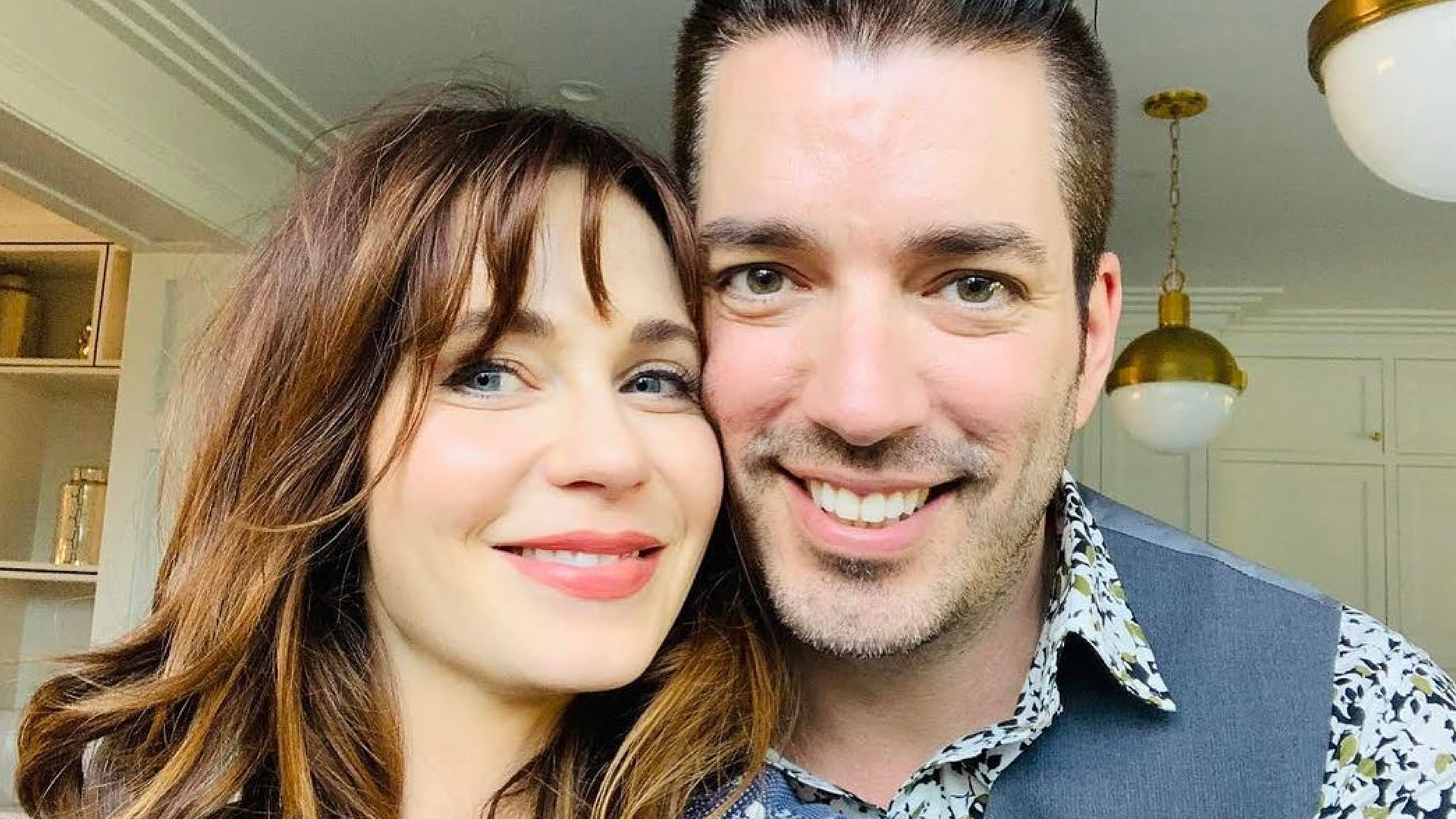 Jonathan Scott Throws Zooey Deschanel An 'Intimate Party' For Her 42nd(01)