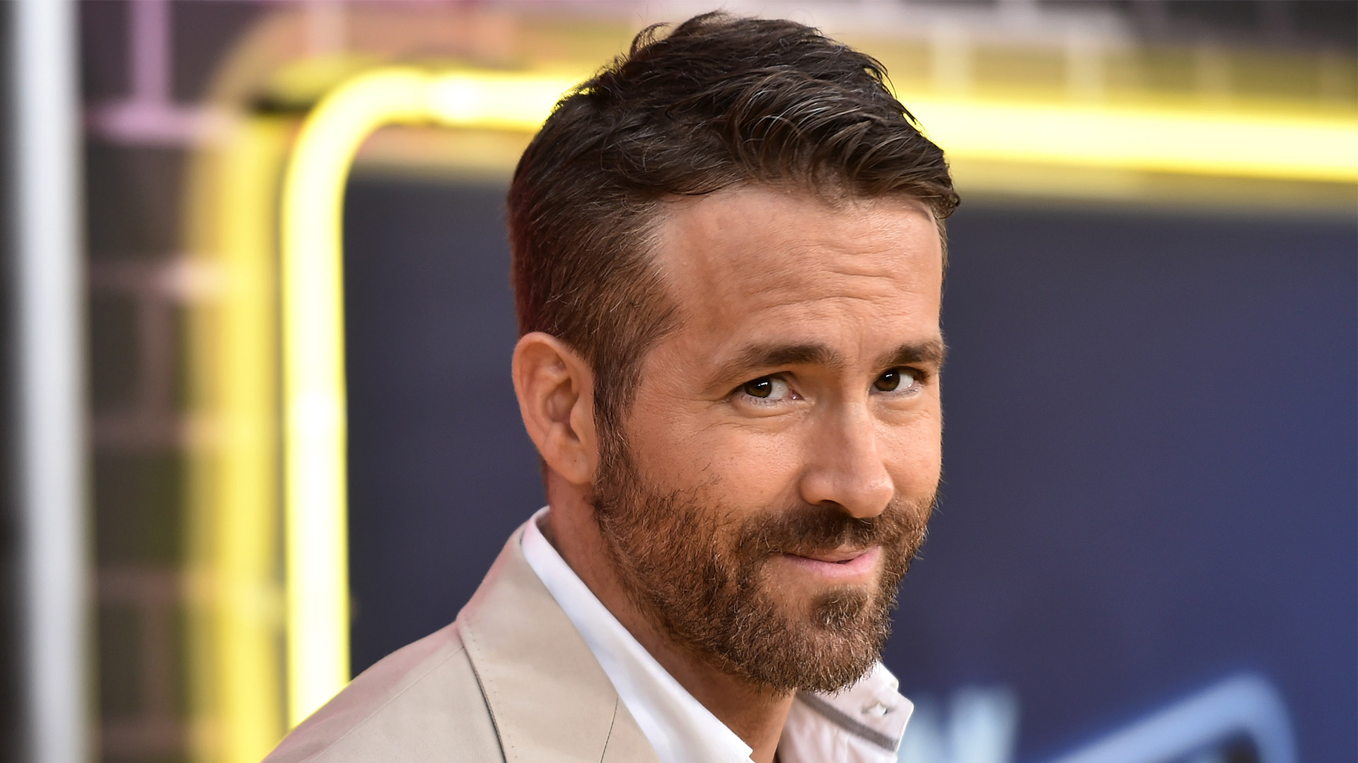 Ryan Reynolds Jokes His & Blake Lively's Kids React To His Love Scenes