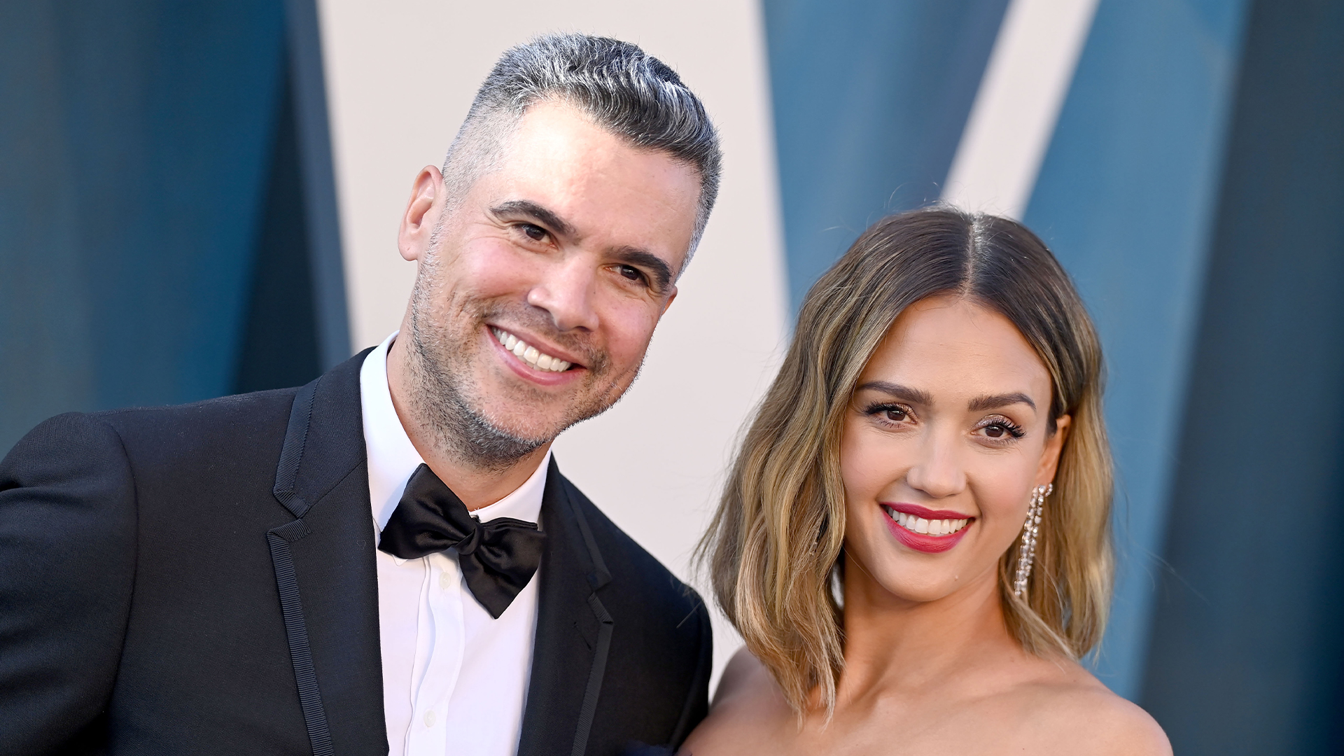 Jessica Alba Gushes Over Cash Warren In 14th Wedding Anniversary