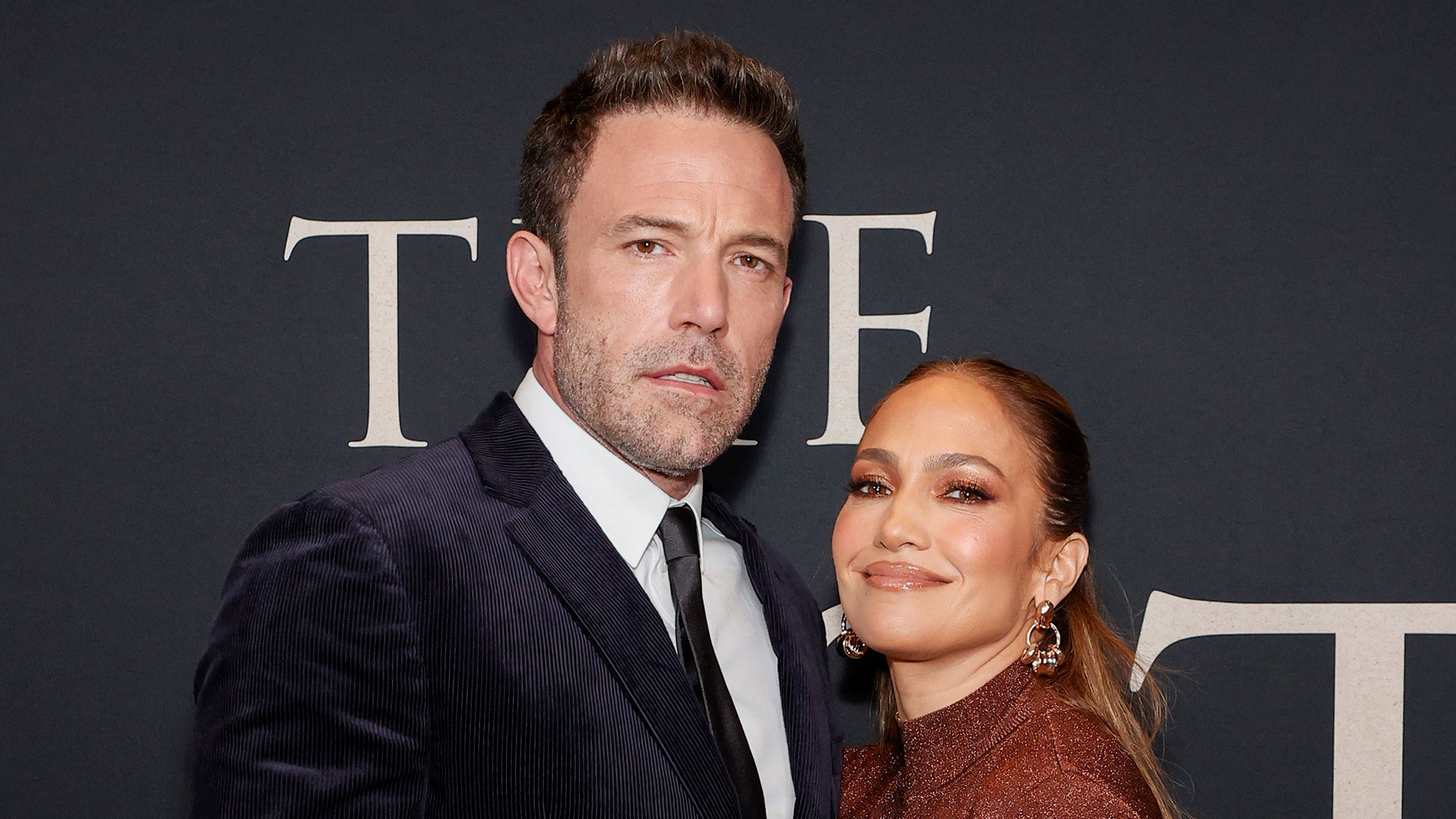 Couple Details Waiting For Marriage License With Jennifer Lopez And Ben