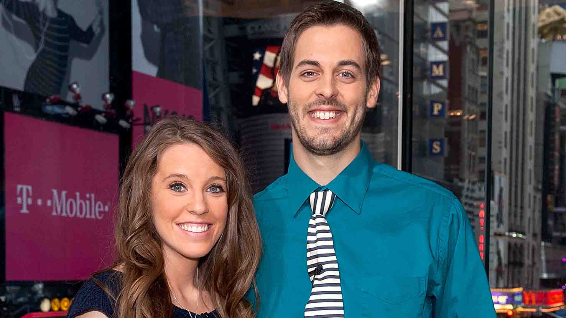 Jill Duggar & Derick Dillard Baby No. 3 Find Out The Special(02)