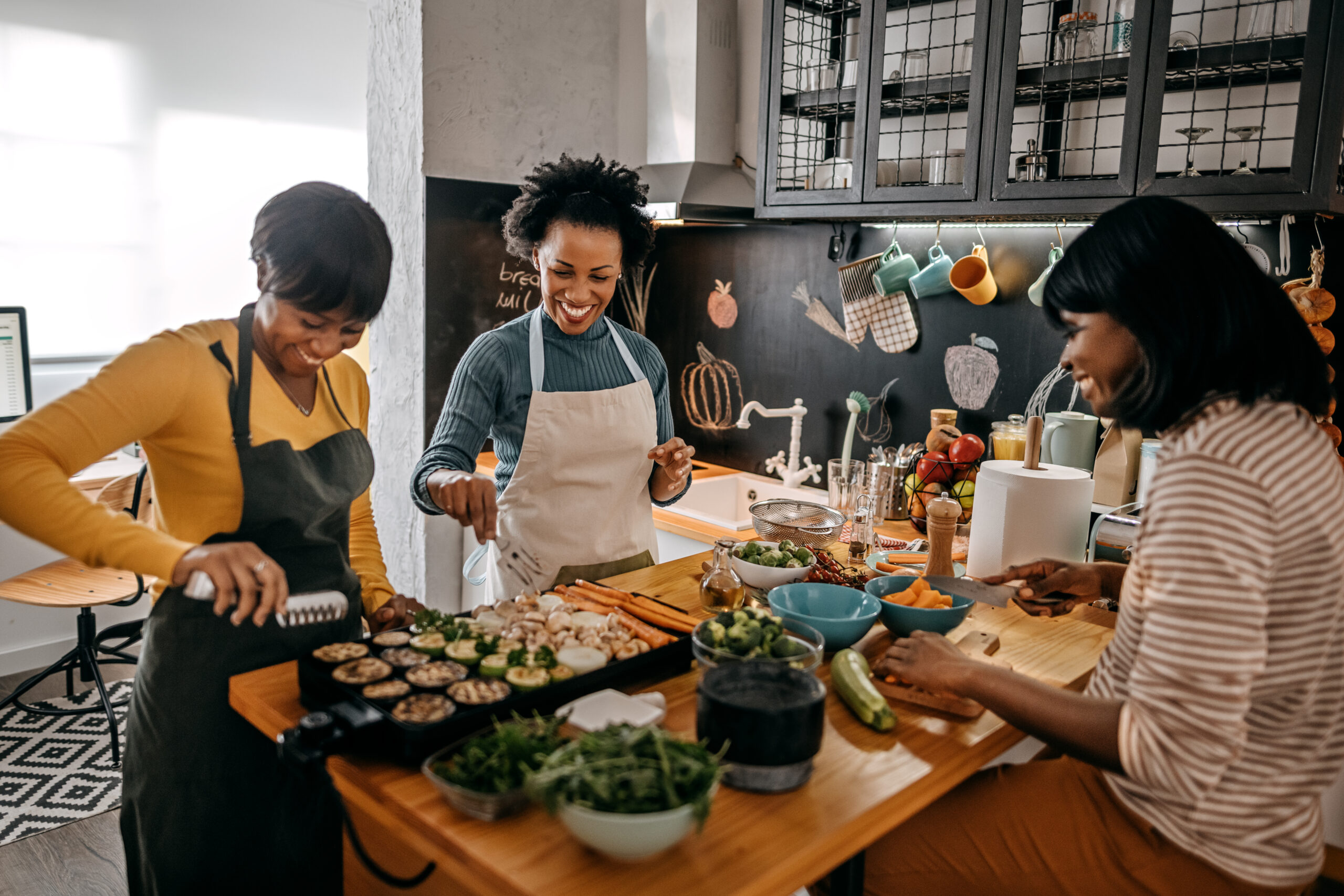 Shop For Kitchen Gadgets To Help Make Thanksgiving Day A Breeze