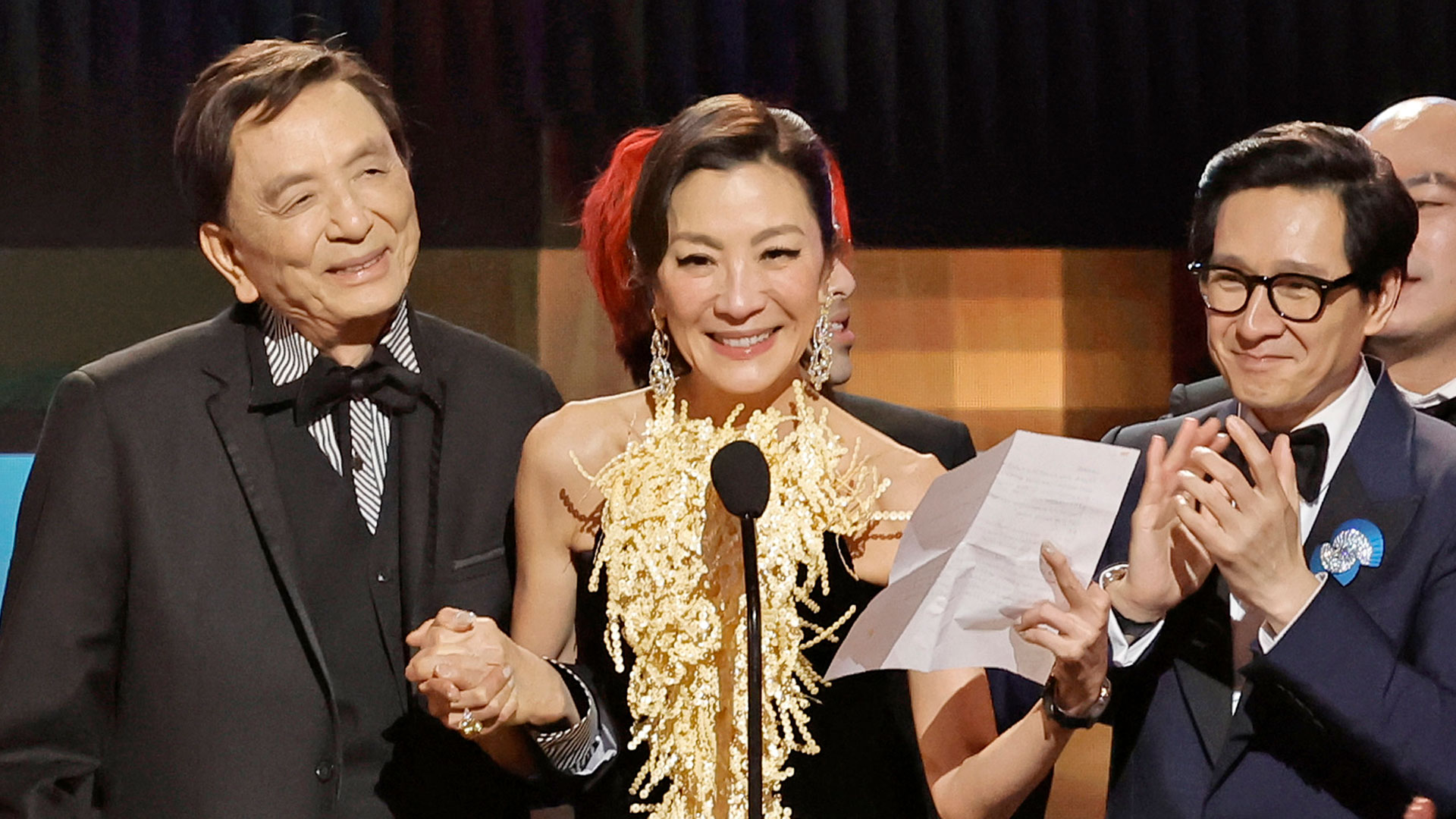 Michelle Yeoh Dedicates 'Everything Everywhere All At Once' 2023 SAG Awards Win To James Hong