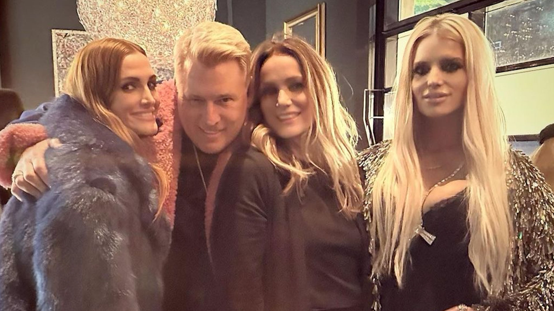 Jessica Simpson's Parents Reunite In Rare Family Photo 'My Beautiful