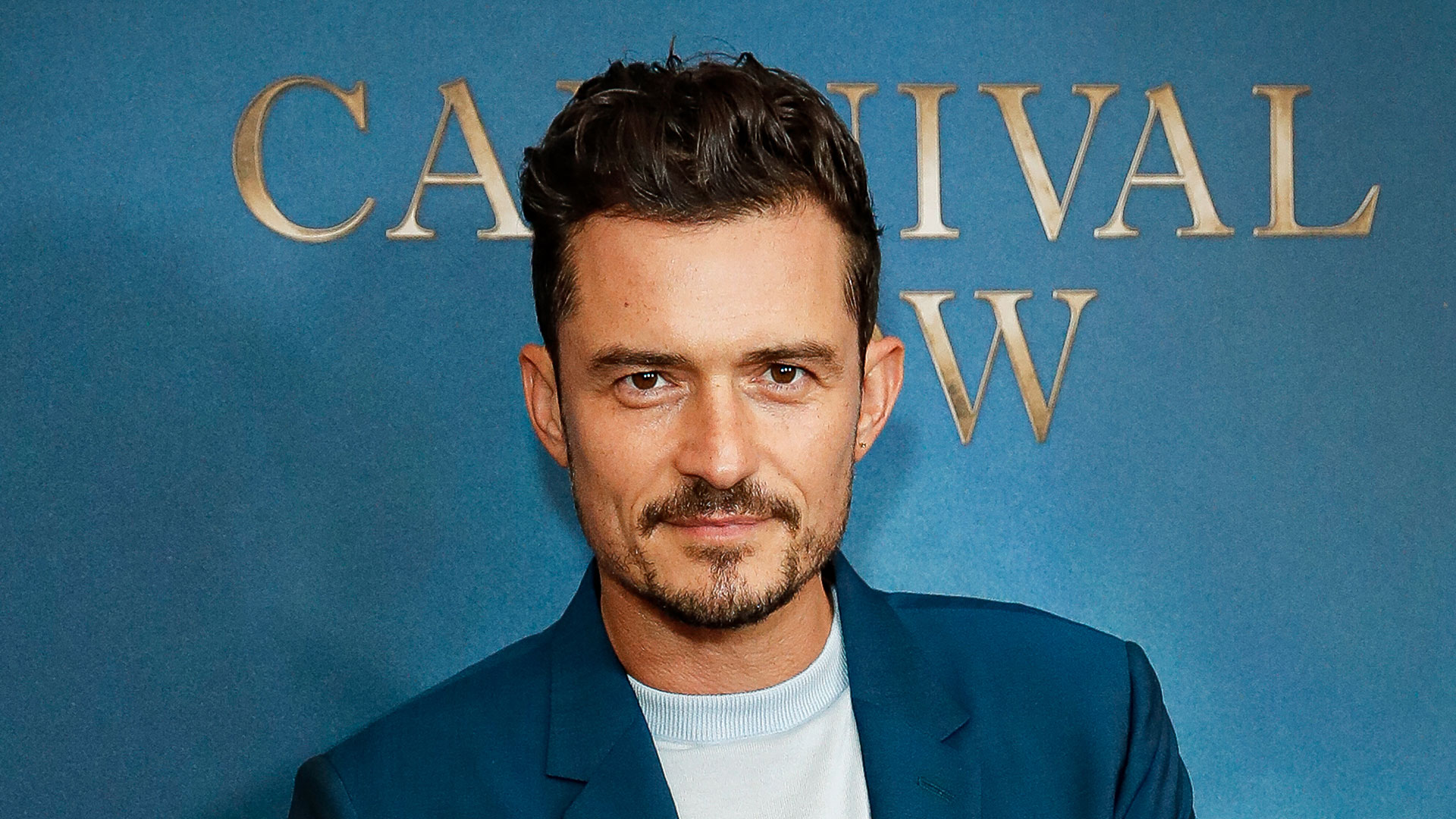 Orlando Bloom Teases 'Massive Finale Finish' To 'Carnival Row' In