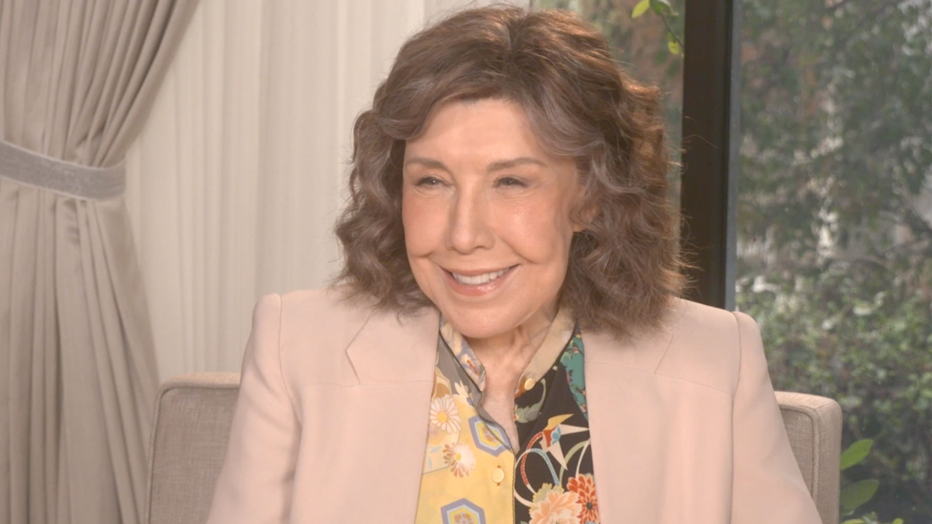 Lily Tomlin Says She's 'Always Hoping' For A '9 To 5' Sequel With Jane ...