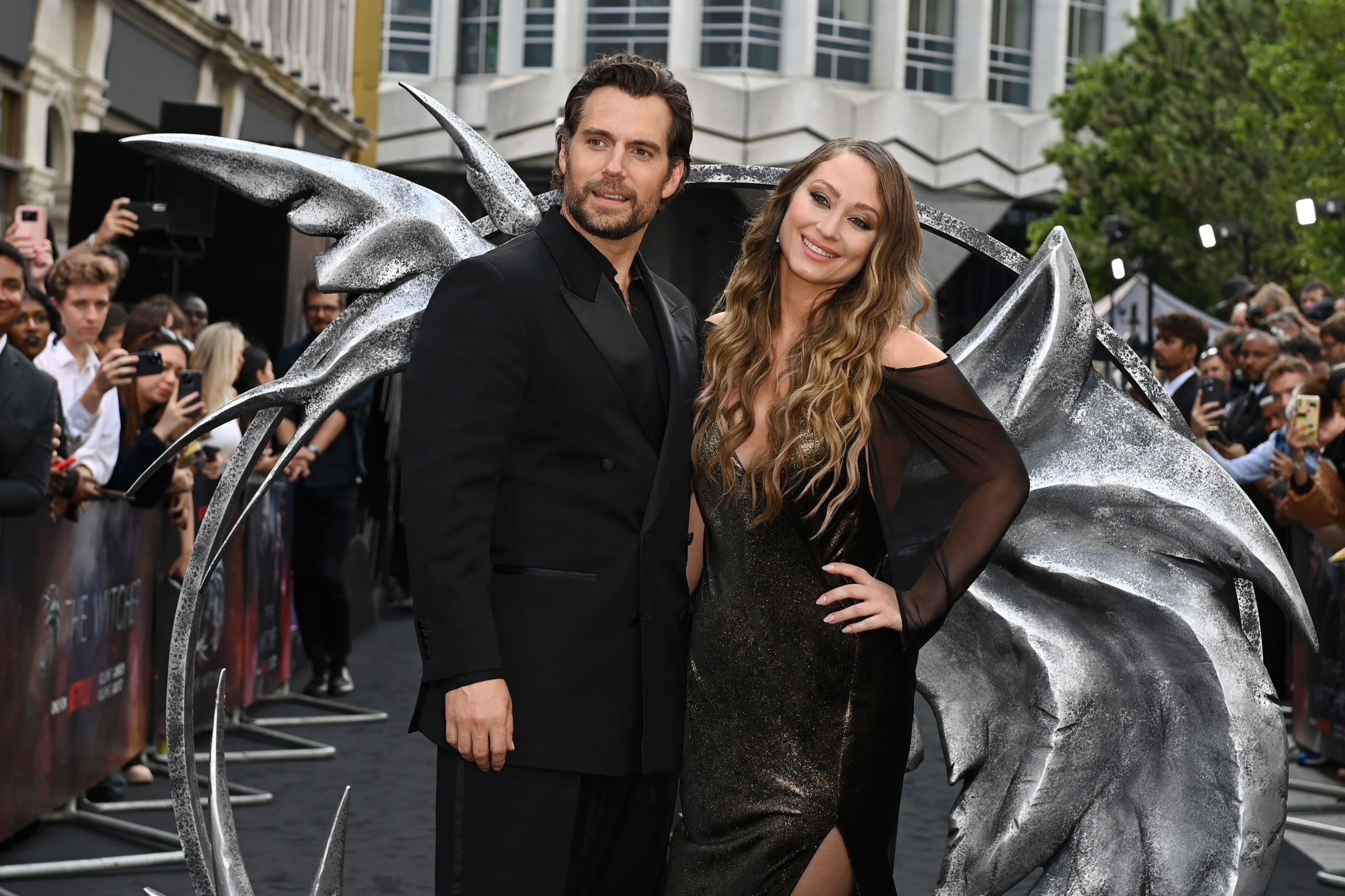 Henry Cavill and Girlfriend Natalie Viscuso Make Red Carpet Debut