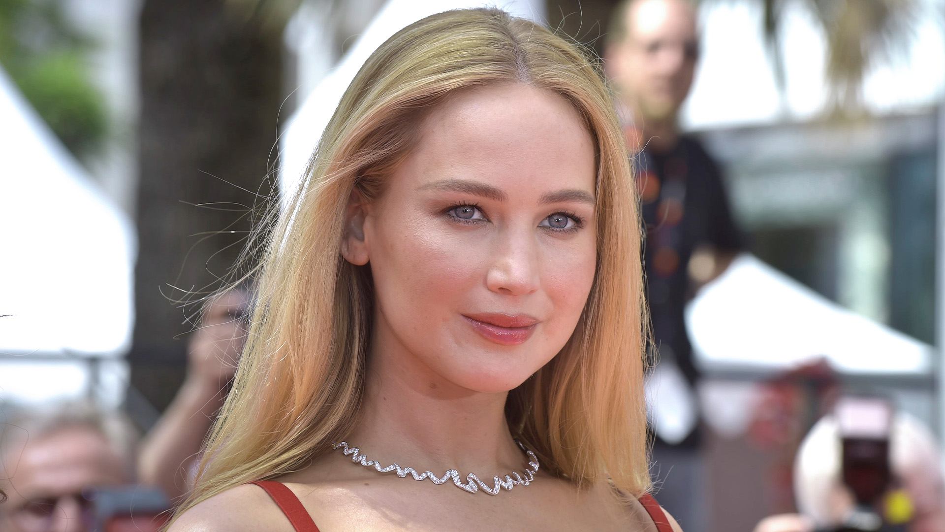 Jennifer Lawrence’s Sweet Reaction To 10YearOld Interview Where She