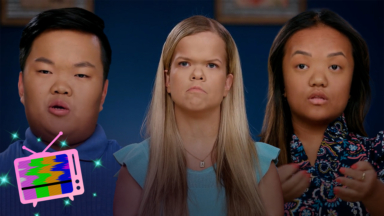 '7 Little Johnstons': Alex & Emma Text Anna To Reconcile Amid Family Rift