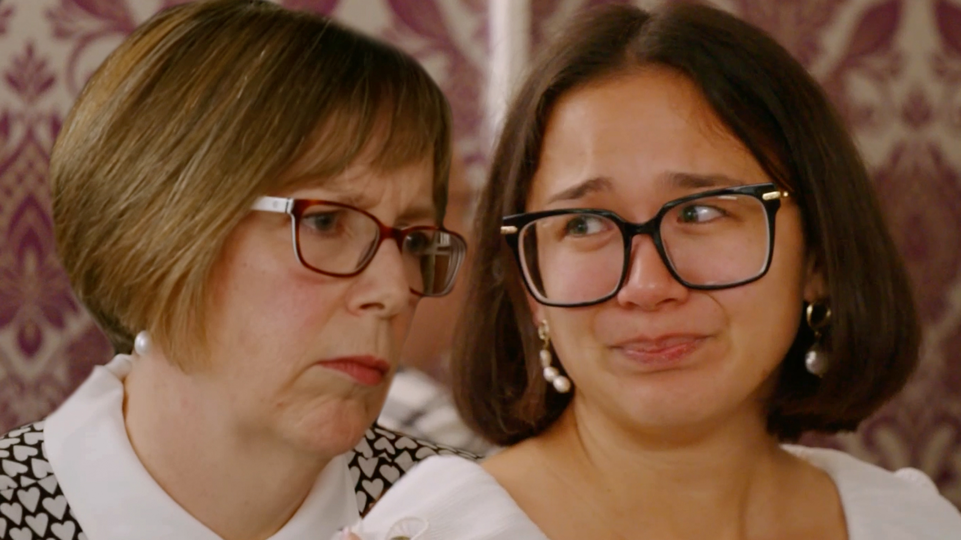 '90 Day Fiancé: The Other Way': Matthew's Mom Brings Greta To Tears | Access