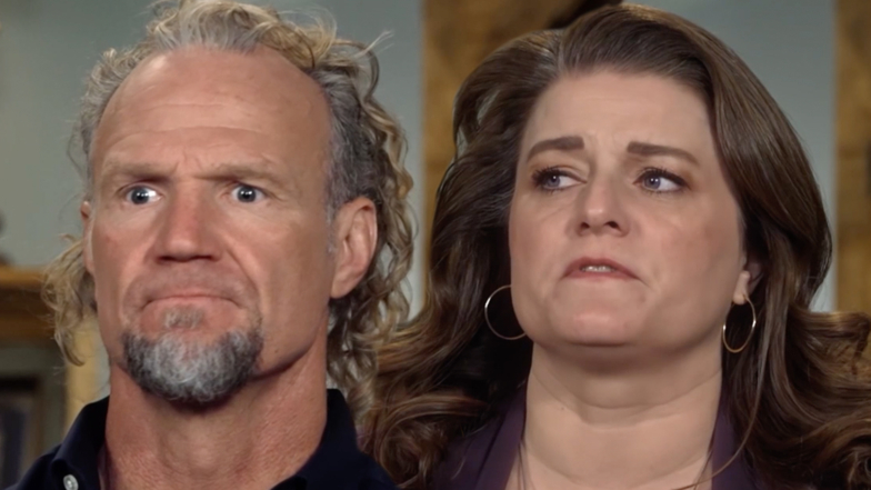 'Sister Wives': Robyn Brown Emotional When Kody Brown Tells Her There's An Offer On Coyote Pass | Access